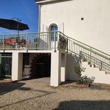 Hotel Lucriolla Oree-d'Anjou Zewnętrze zdjęcie