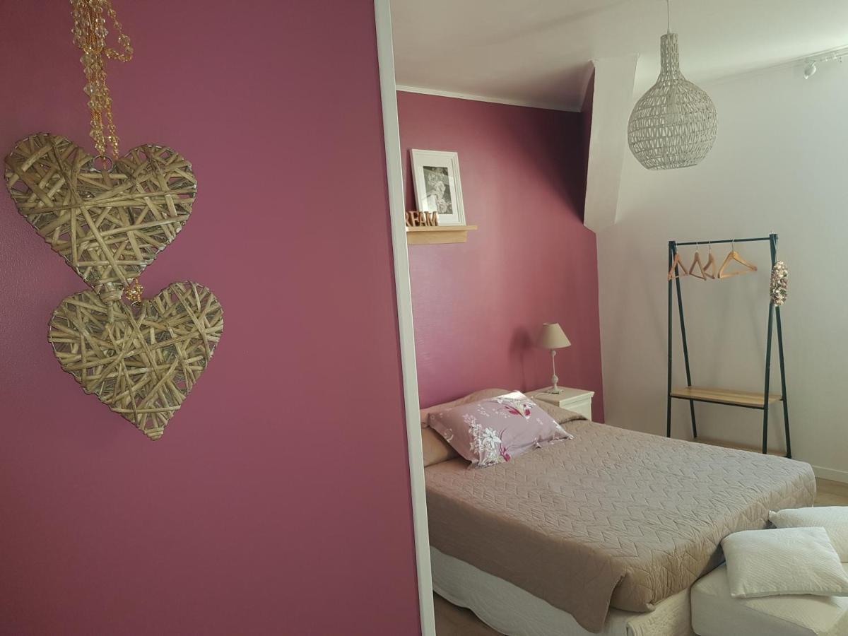 Hotel Lucriolla Oree-d'Anjou Zewnętrze zdjęcie